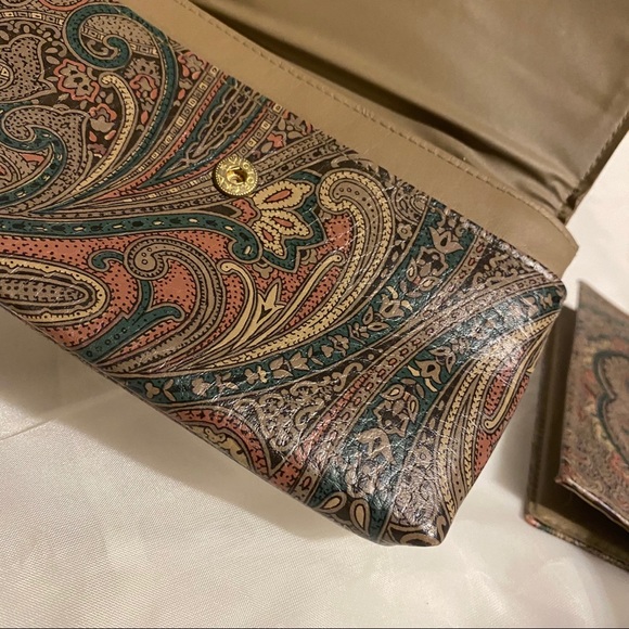 Vintage Paisley Wallet / Billfold & Checkbook - Picture 9 of 16